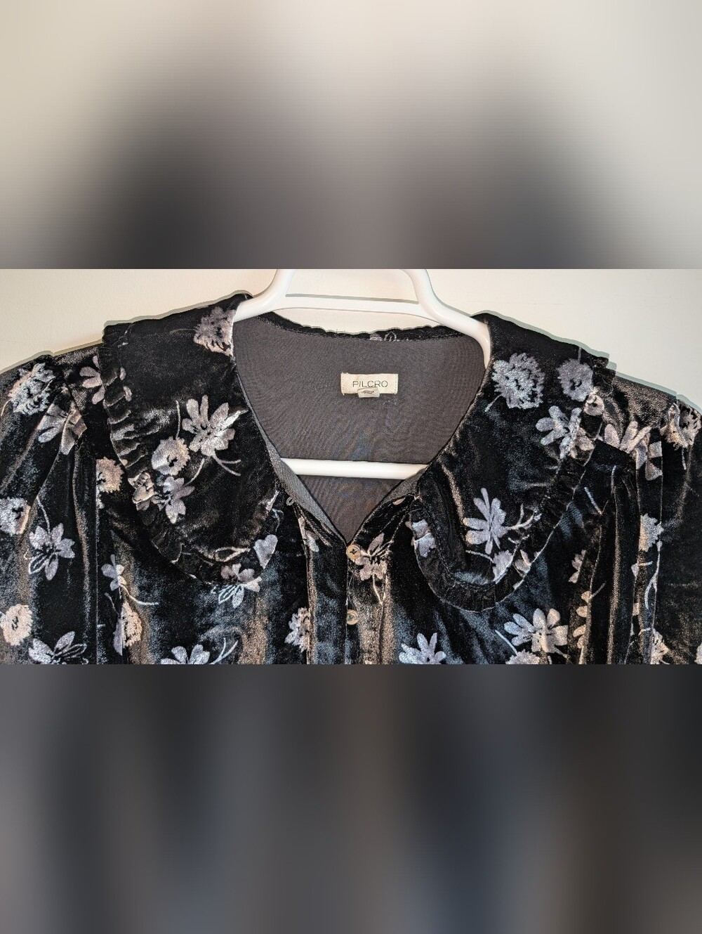Pilcro Black Velvet Floral Button-Front Blouse - Picture 4 of 8